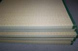 6 authentic Japanese tatami mats.