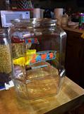 No lid for thus Lance jar. But, Sue, I found your Sharpie.