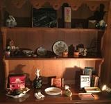 So many vintage little items.  Unique items are all over the house and be sure to look in all the 50 cent and 25 cent boxes.  