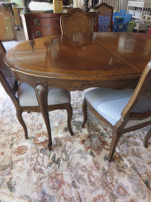DINING ROOM TABLE AND  6 CHAIRS