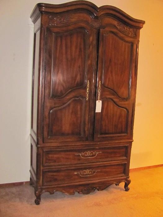 Storage armoire (dresser style)