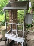 Large parrot cage