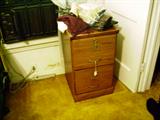HANDY FILE CABINET