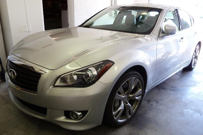 2012 Infiniti M37S  35,022 miles