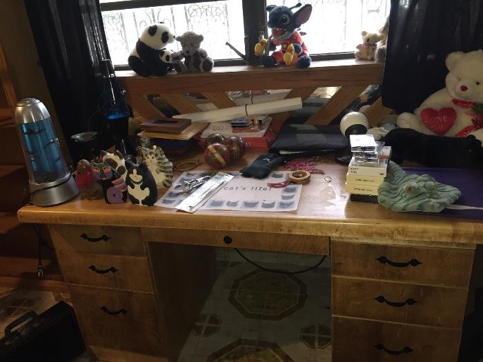 Wood desk & Knick knacks