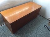 Lane cedar chest