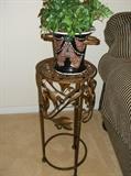 Metal plant stand