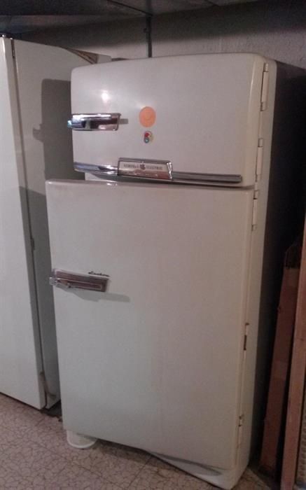1940's refrigerator
