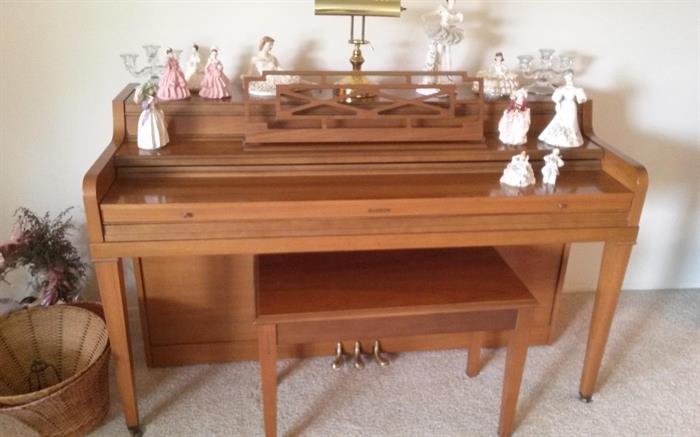 Hudson piano with bench
