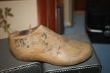 WOOD SHOE MOLD