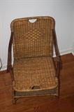 VINTAGE FOLDING WICKER BEACH CHAIR