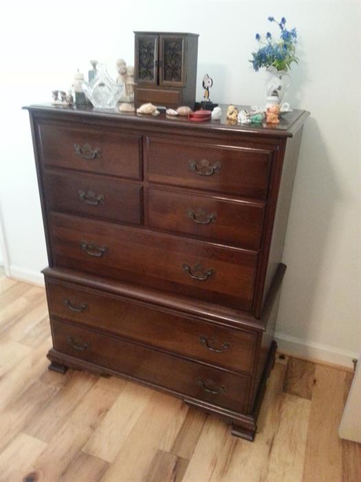 Kling Colonial by Ethan Allen Solid Cherry Chest of Drawers