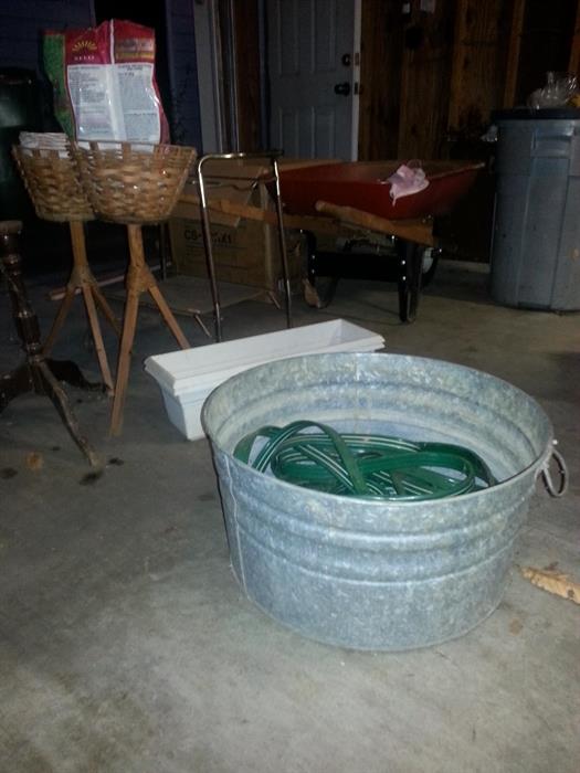 Plant stands and aluminum wash tub