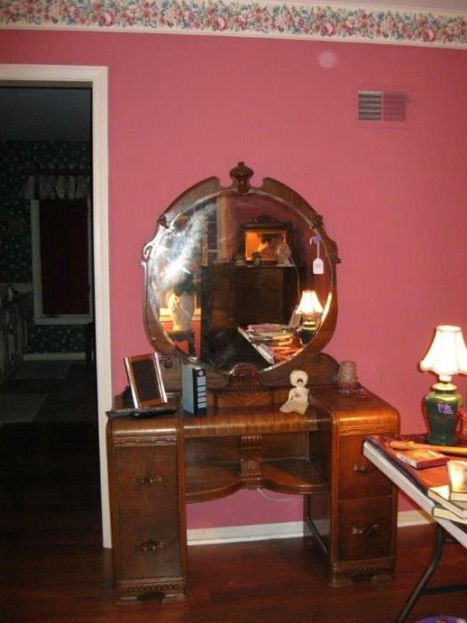 Beautiful antique vanity with mirror