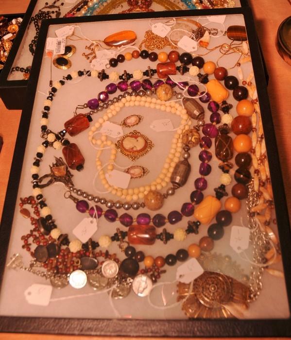 LARGE SELECTION OF COSTUME JEWELRY 