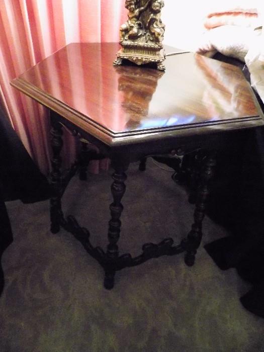 antique lamp table