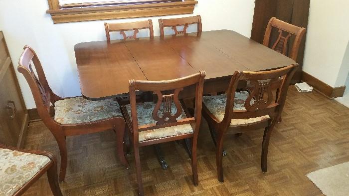 Duncan Phyfe table and 6 chairs