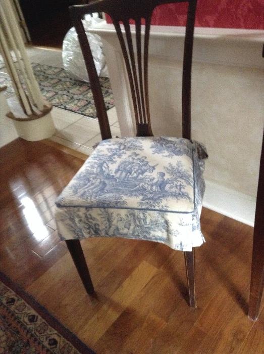 1 of 5 Dining Room Chairs with Rush Seats