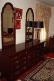 Thomasville Triple Dresser w/ Pair of Mirrors