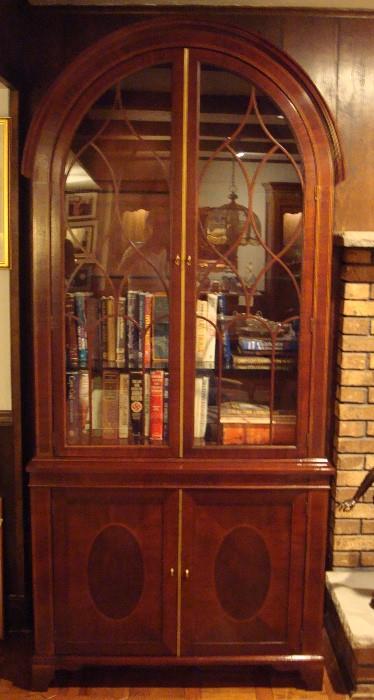 Baker Historic Charleston Mahogany Bonnet Top Lighted Display Cabinet One of Pair
