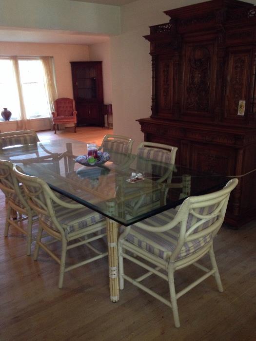 McGuire GLASS BAMBOO DINNING ROOM SET WITH CHAIRS. ABSOLUTELY GORGEOUS!
Our Estate sale favorite.