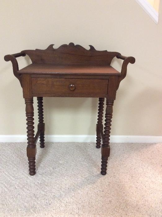 Antique basin table with towel holders 
