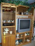 Entertainment center