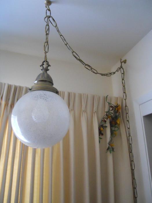 White Round Vintage Lamp, Draperies