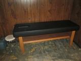 massage table
