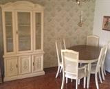 Hutch & DR table with 1 leaf and 6 chairs