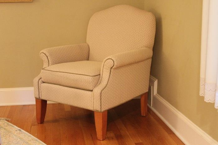 Ethan Allen Hyannis Chair In North Park Sage Upholstery 