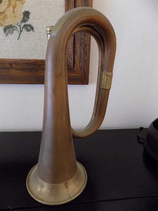 vintage horn