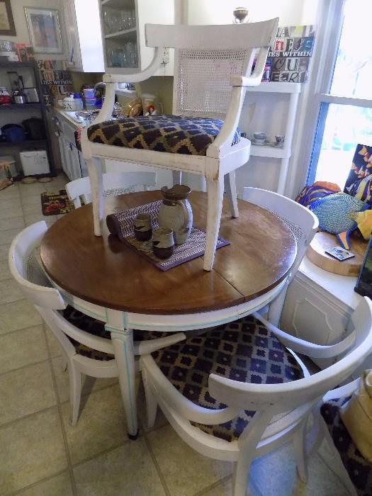 vintage dining room table , 6 chairs, and 3 leaves with table pad...need some TLC ; but great style!