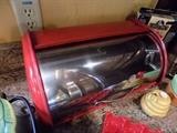 red bread bin