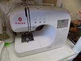 Singer digital sewing machine