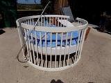 round baby crib