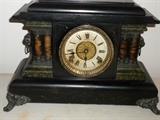 ANTIQUE MANTEL CLOCK