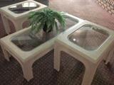 MODERNE GLASS TOP TABLES SET
