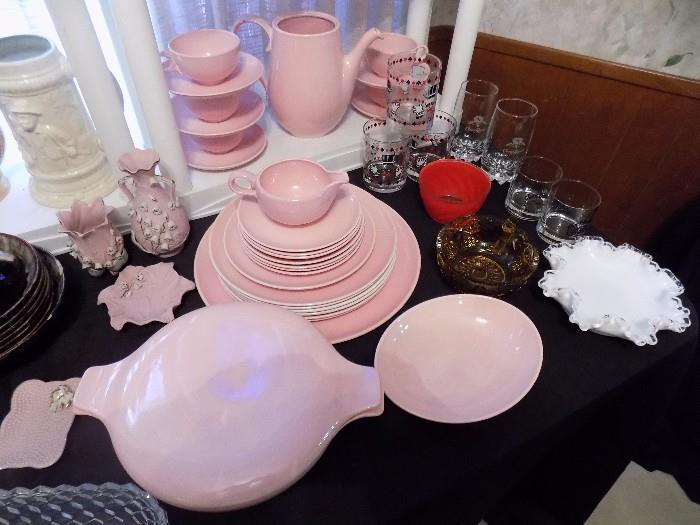 retro pink dinnerware..Russell Wright? (no marks)