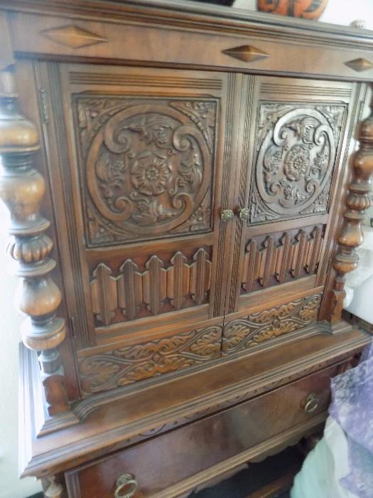 handsome carved sideboard/butlers cabinet