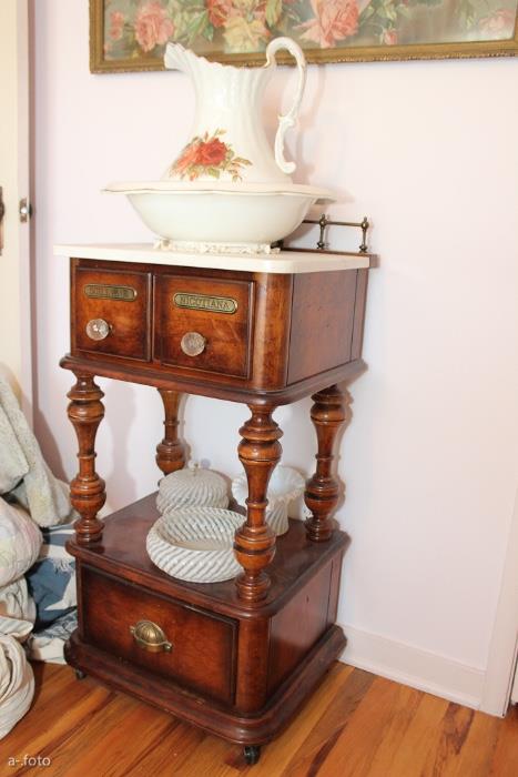 Clic Turn Of The Century Furniture And Starts On 6 26 2017 Clic Turn Of The Century Furniture And Decor In Woodland By New Life