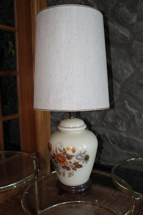 ANTIQUE LAMP WITH SHADE