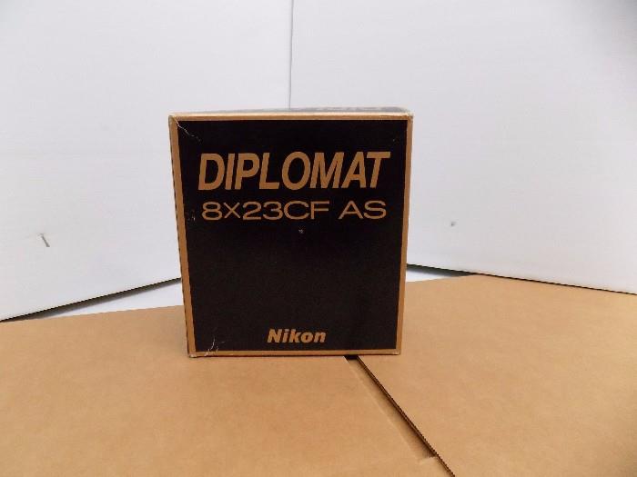 Nikon Diplomat 8x32 Binoculars