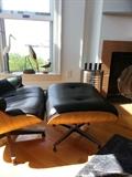 Eames chair with ottoman
