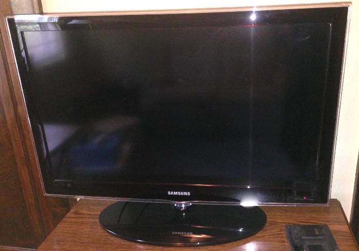 Samsung 27-inch flat panel TV