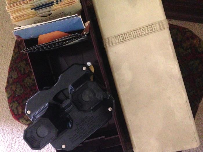 View Master with slides, case