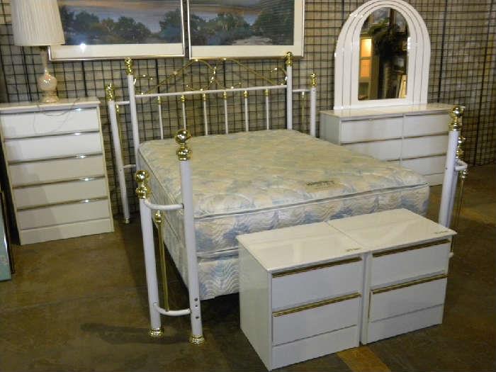 Nice Queen Bedroom Set