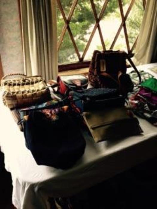 vintage purses & accessories