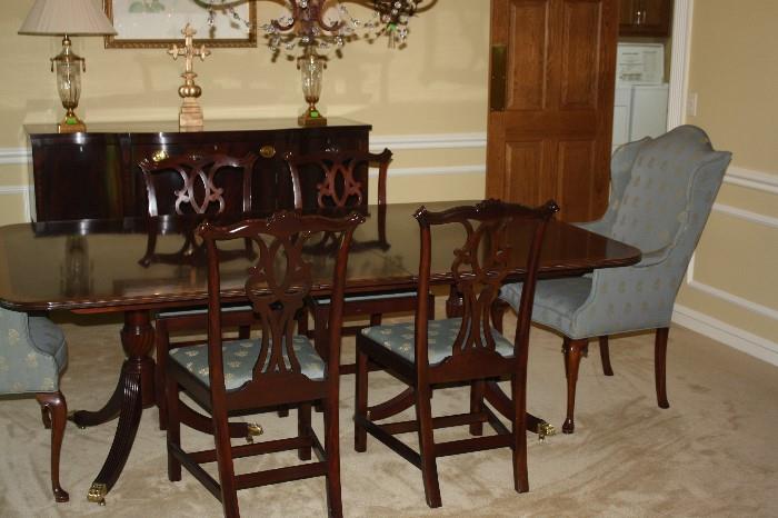 KITTINGER DINING TABLE WITH 3 LEAVES 