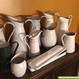 Love to collect enamelware? Then you'd better plan to be at this sale!